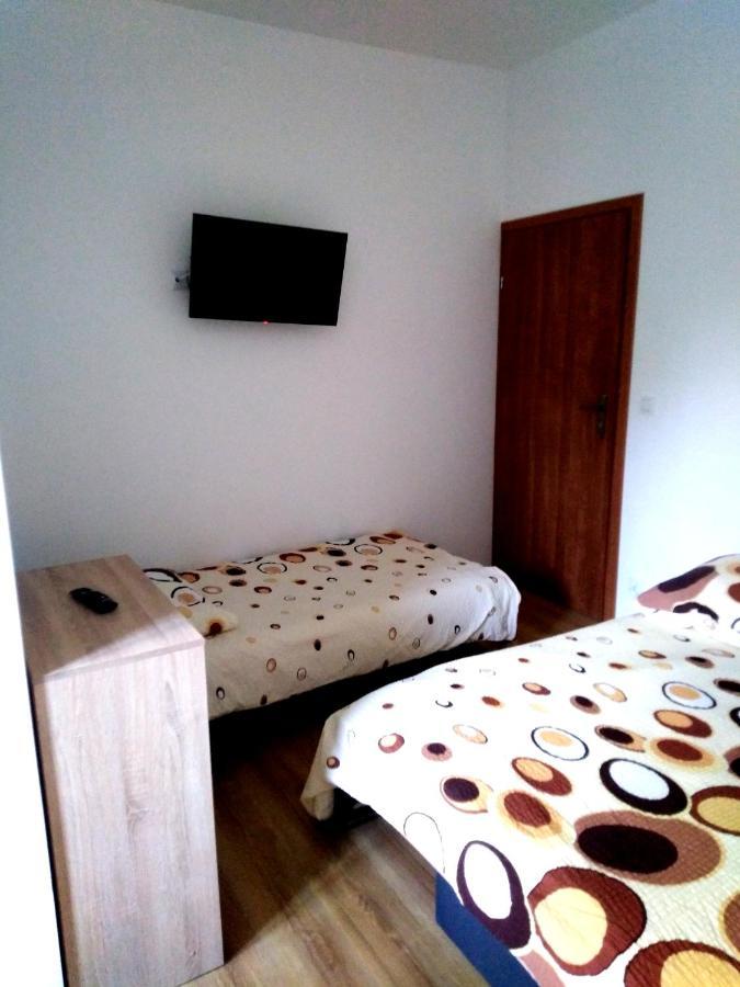 Piernikowy Dworek Lubicz Esterno foto