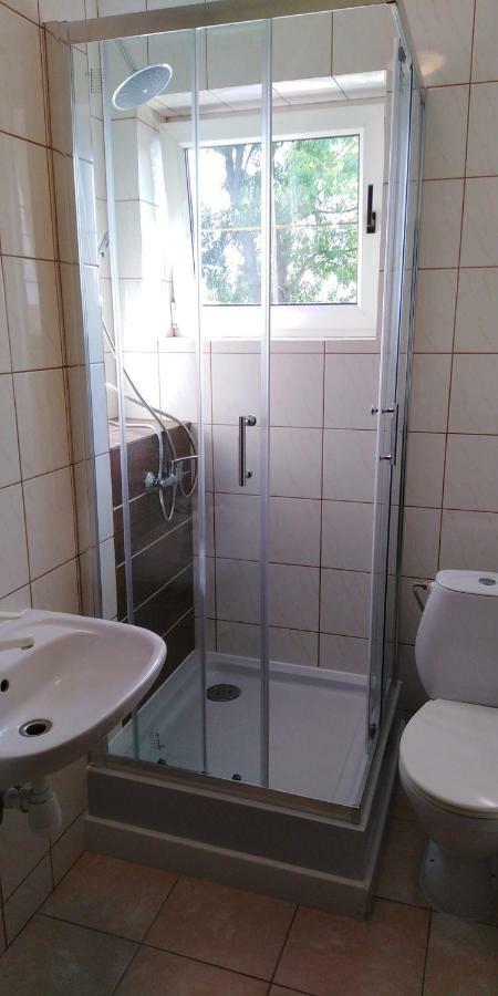 Piernikowy Dworek Lubicz Esterno foto